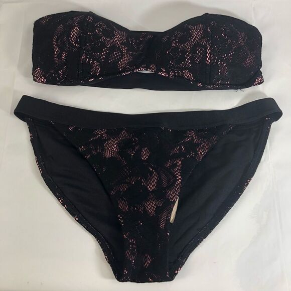 Bond - Eye Bandeau Bikini Set with Lace Overlay - Picture 7 of 8